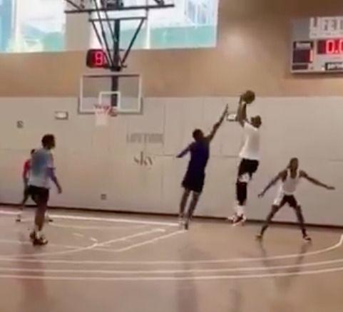 篮球最新爆料新闻视频,揭秘球星转会内幕与赛场风云